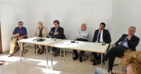 Nella foto, presso la sede di Mesagne, Gino Sconosciuto, il sindaco Scoditti, Fabio Marini, Tano Grasso, Renato De Scisciolo e Pippo Scandurra.