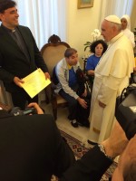 con sacerdote