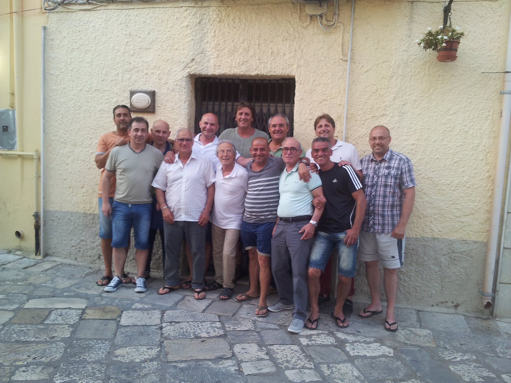 Con gli amici di via Albricci.