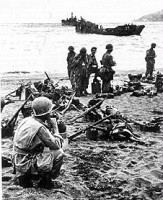immagine storica dello sbarco alleato a Salerno nel 1943