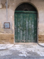 portone ingresso ex convento dei Domenicani