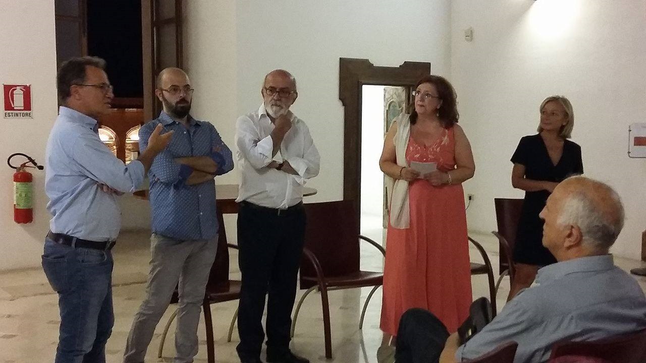 mostra