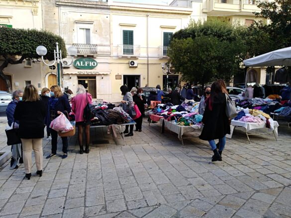 Mercatino2